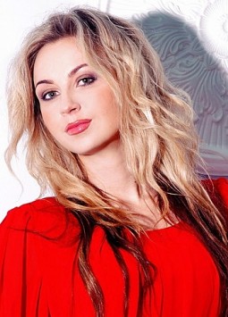 Zhanna from Kharkov, 31 years, with green eyes, blonde hair, Christian, manicurist.