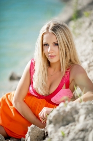 Ekaterina from Rivne, 31 years, with blue eyes, blonde hair, other, nurse. #2