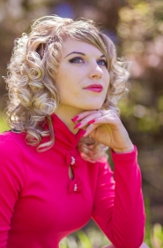 Olga from Nikolaev, 32 years, with black eyes, blonde hair, Christian, educator. #7