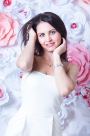 Elena from Odessa, 37 years, with green eyes, dark brown hair, Christian, wine-maker. #4