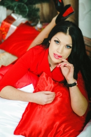 Anna from Dnipropetrovsk, 36 years, with green eyes, black hair, other, Teacher. #11