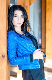 Svetlana from Krivoy Rog, 31 years, with blue eyes, black hair, Christian, teacher. #2