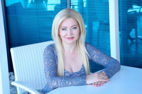 Elena from Dnepropetrovsk, 54 years, with green eyes, blonde hair, Christian, Head of the tax department. #9