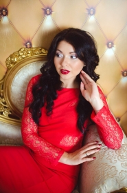 Yuliya from Odessa, 35 years, with hazel eyes, black hair, Christian, Veterinarian. #4