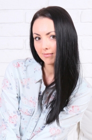 Marina from Kiev, 41 years, with hazel eyes, black hair, Christian, manager. #2