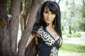 Ljudmila from Mariupol, 40 years, with brown eyes, black hair, Christian, operator. #7