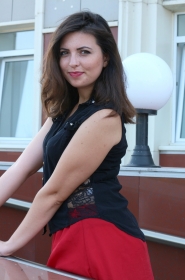 Marina from Zaporizhya, 30 years, with green eyes, black hair, Christian, teacher. #2