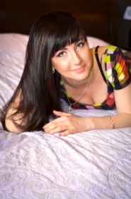 Regina from Kharkov, 34 years, with green eyes, dark brown hair, Christian, engineer. #11