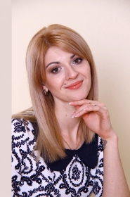Nataliya from Nikolaev, 33 years, with brown eyes, blonde hair, Christian, Owner of shop. #13
