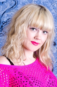 Snezhana from Mariupol, 35 years, with green eyes, blonde hair, Christian, sales person. #4