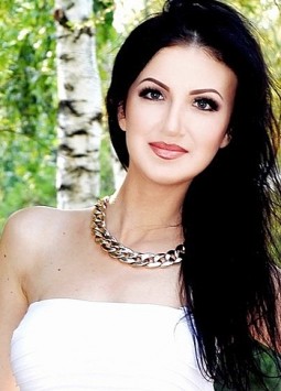 Nataliya from Kharkov, 28 years, with blue eyes, black hair, Christian, student.