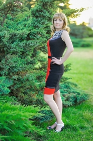 Nataliya from Dnipropetrovsk, 48 years, with green eyes, blonde hair, Christian, salesman in a jewelry store. #3