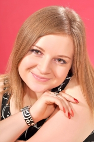 Miroslava from Ivano-Frankovsk, 37 years, with hazel eyes, blonde hair, Christian, manager. #8