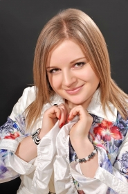 Miroslava from Ivano-Frankovsk, 37 years, with hazel eyes, blonde hair, Christian, manager. #16