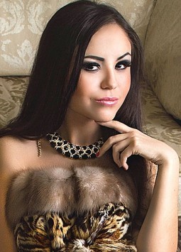 Anastasiya from Kharkiv, 30 years, with brown eyes, black hair, Christian, lawyer.