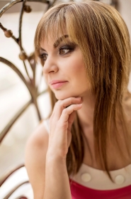 Inna from Lugansk, 43 years, with brown eyes, light brown hair, Christian, Busines woman. #2