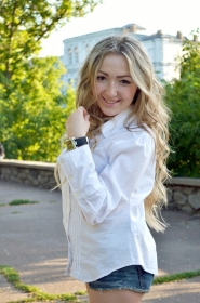 Veronica from Cherkassy, 25 years, with brown eyes, blonde hair, Christian. #2