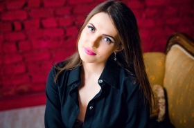 Yulia from Kharkov, 29 years, with green eyes, light brown hair, Christian, Social worker. #8