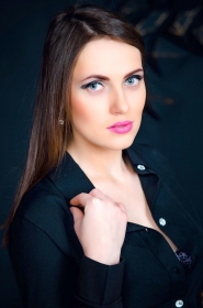Yulia from Kharkov, 29 years, with green eyes, light brown hair, Christian, Social worker. #9