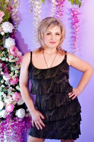 Alla from Kharkov, 49 years, with brown eyes, blonde hair, Christian, Tailor. #4