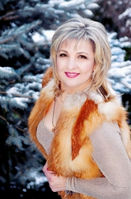 Alla from Kharkov, 49 years, with brown eyes, blonde hair, Christian, Tailor. #10