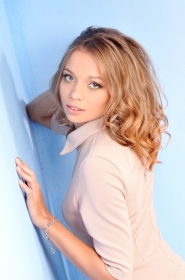 Elizaveta from Kharkov, 32 years, with green eyes, light brown hair, Christian, Pharmacist. #5