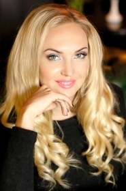Marina from Dnepropetrovsk, 41 years, with green eyes, blonde hair, Christian, bank manager. #1
