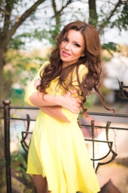 Lesya from Dnepropetrovsk, 42 years, with green eyes, light brown hair, Christian, cosmetologist. #5