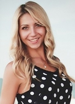 Nadejda from Nikolaev, 33 years, with green eyes, blonde hair, Christian, manager.