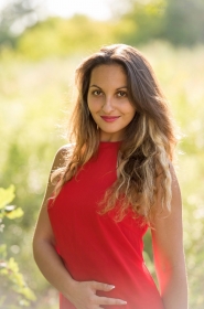 Anna from Rovno, 31 years, with brown eyes, dark brown hair, Catholic, top-manager. #9