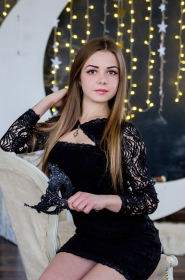 Alla from Nikolaev, 30 years, with brown eyes, light brown hair, other, waiter. #13