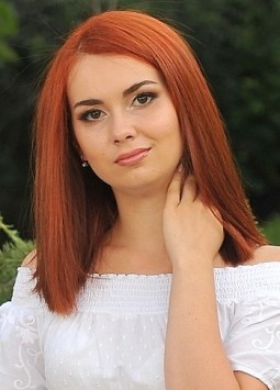Antonina from Odessa, 26 years, with brown eyes, dark brown hair, Christian, Student.
