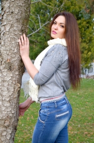 Anna from Kherson, 28 years, with brown eyes, dark brown hair, Christian, student. #4