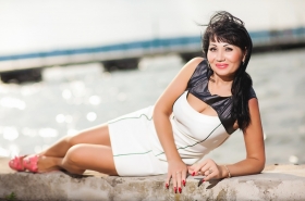 Tatiana from Nikolaev, 58 years, with brown eyes, black hair, Christian, Beauty Industry. #1