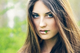 Juliya from Nikolaev, 30 years, with blue eyes, dark brown hair, Christian, stylist. #6