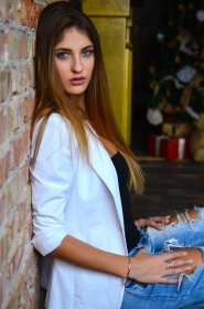 Juliya from Nikolaev, 30 years, with blue eyes, dark brown hair, Christian, stylist. #23