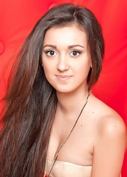 Eugenia from Kharkov, 29 years, with brown eyes, dark brown hair, Christian, Unemployed.
