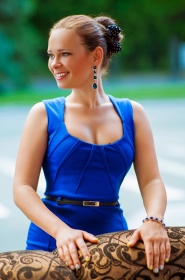 Elizaveta from Dnepropetrovsk, 37 years, with green eyes, dark brown hair, Christian, head manager of the shop. #2