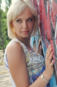 Elena from Nikolaev, 40 years, with blue eyes, blonde hair, Christian, Economist. #1