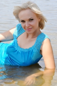 Elena from Nikolaev, 40 years, with blue eyes, blonde hair, Christian, Economist. #7