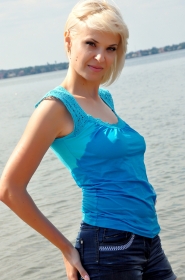 Elena from Nikolaev, 40 years, with blue eyes, blonde hair, Christian, Economist. #8