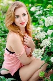 Viktoria from Cherkassy, 32 years, with green eyes, light brown hair, Christian. #10