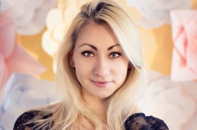 Valeria from Lugansk, 28 years, with green eyes, blonde hair, Christian, neonatologist. #14