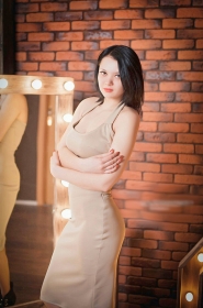 Anna from Lugansk, 31 years, with brown eyes, black hair, Christian. #9