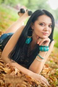 Anna from Lugansk, 31 years, with brown eyes, black hair, Christian. #12