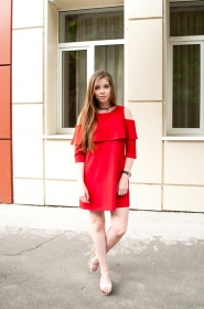 Elena from Kharkiv, 28 years, with green eyes, light brown hair, Christian, Teacher. #4