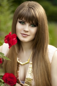 Svetlana from Lvov, 36 years, with green eyes, light brown hair, Christian, hair dresser. #2