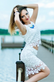 Anastasia from Krivoy Rog, 31 years, with green eyes, light brown hair, Christian, student. #3