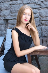 Alena from Kherson, 25 years, with blue eyes, light brown hair, Christian. #4