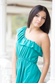 Elena from Nikolaev, 34 years, with brown eyes, black hair, Christian, Sales specialist. #1